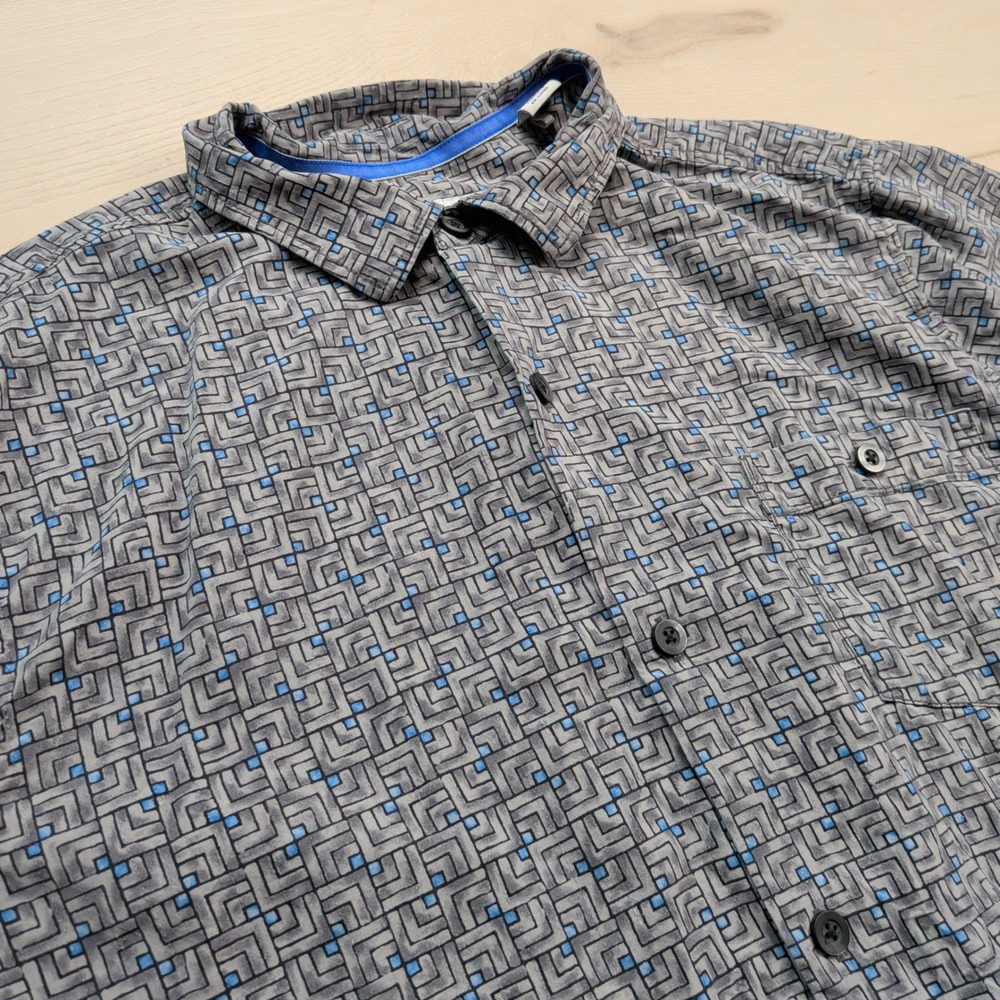 Tommy Bahama Shirt Mens XL 100% Silk Short Sleeve Button Up Grey Blue Geometric
